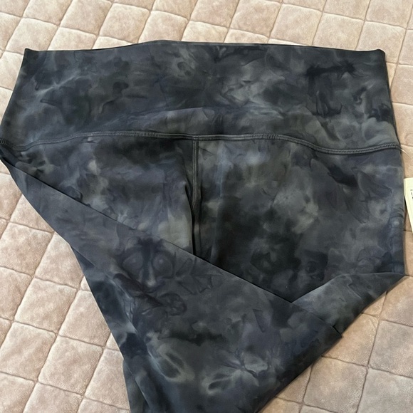 LULULEMON Align HR leggings - Picture 4 of 5